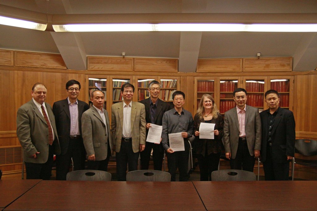 Delegation of academics and provincial officials with Gordon H. Chang, Shelley Fisher Fishkin and Hilton Obenzinger after cooperation agreement signing.
